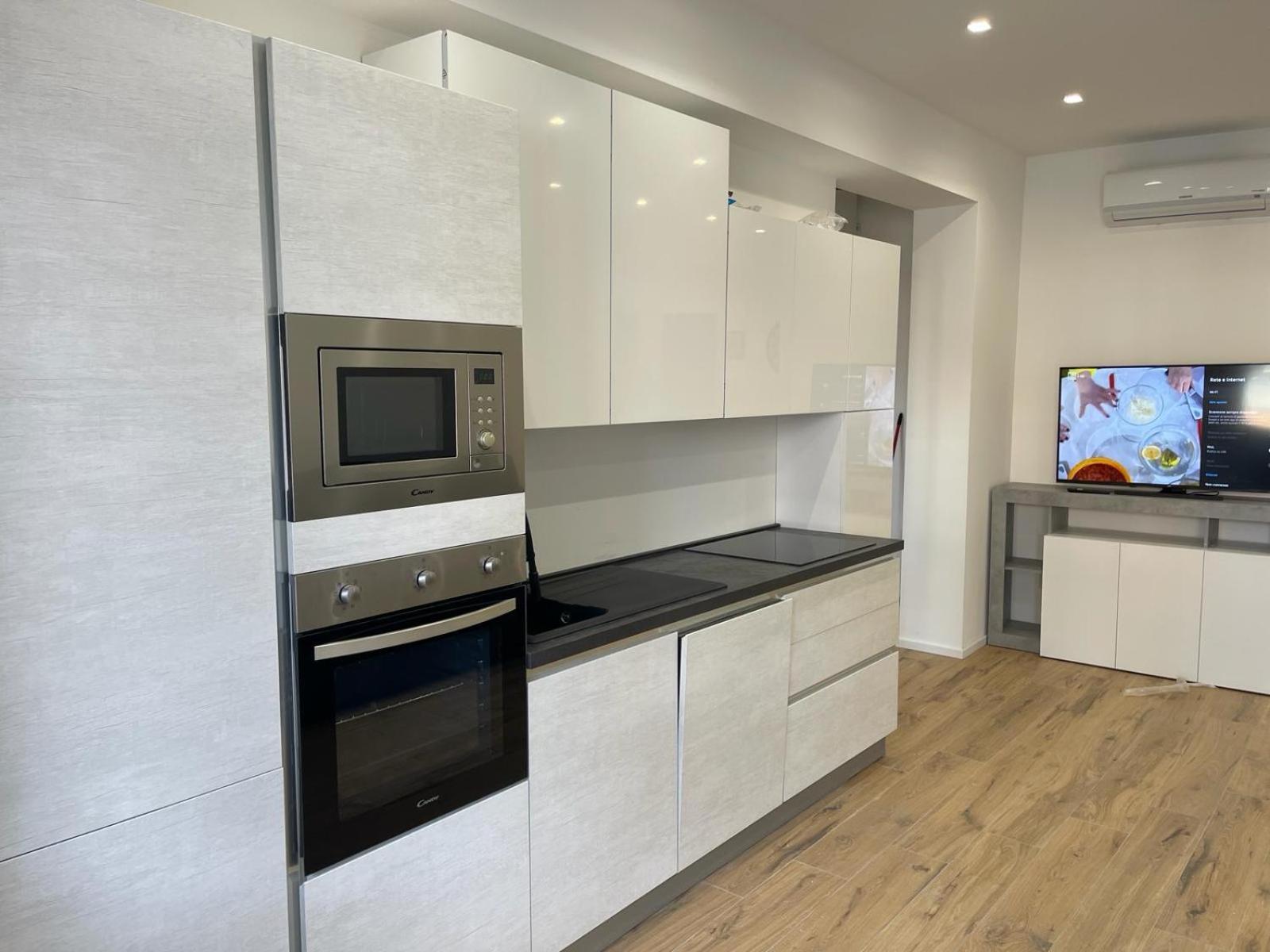 Pm 34 Viale Imperatore Guest House - 50 Mt From Metro San Paolo Exterior foto